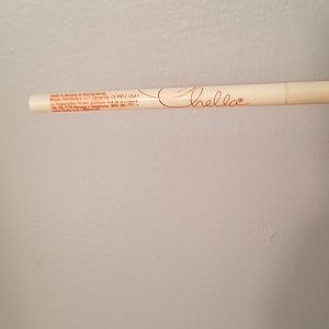 Taupe eyebrow pencil